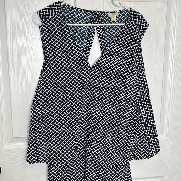 J. Crew Factory Shorts Romper Blue White Open Back Sleeveless Size 6 F0985 - Picture 3 of 5